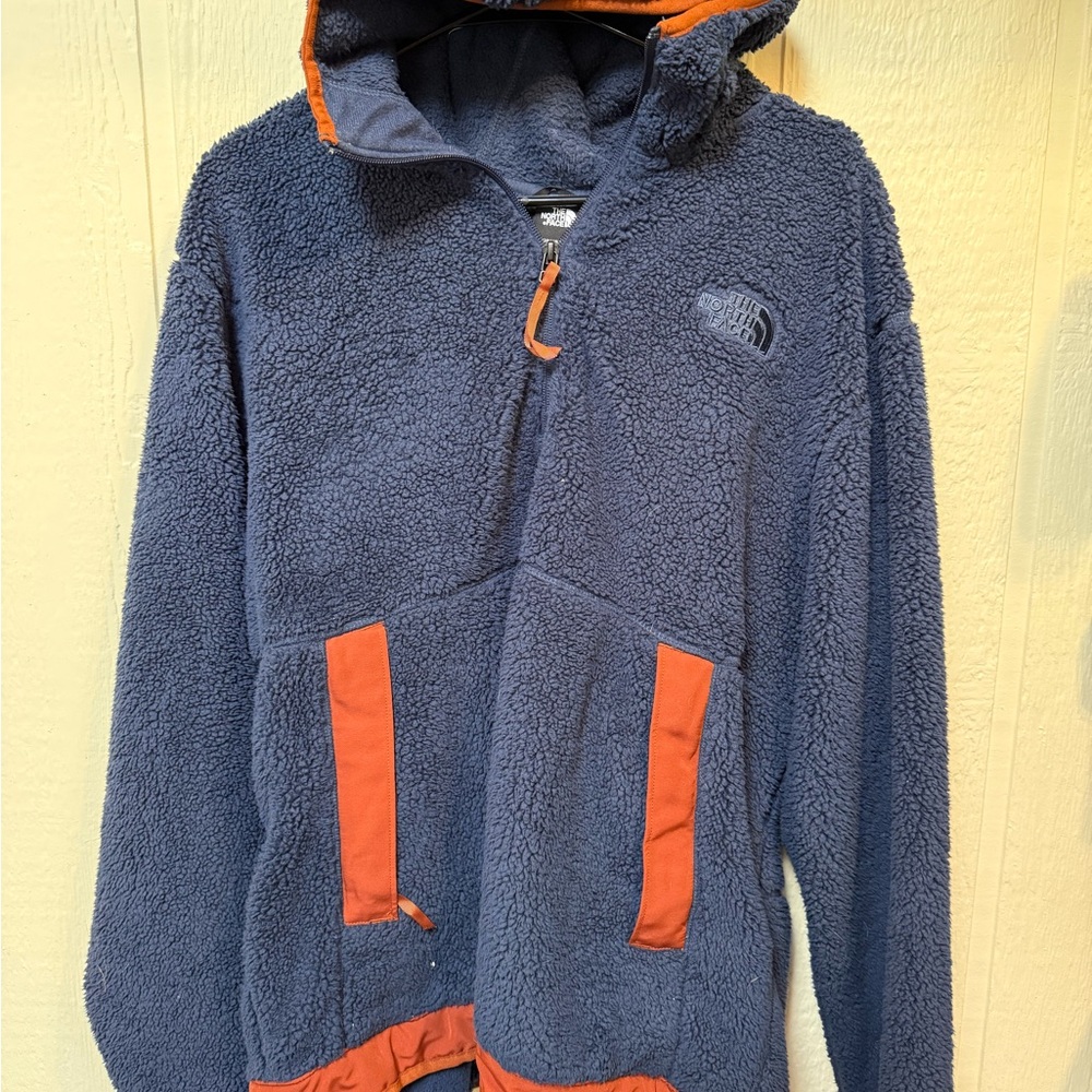 The North Face Campshire 1/2 zip Hooded Sherpa Fleece Jacket